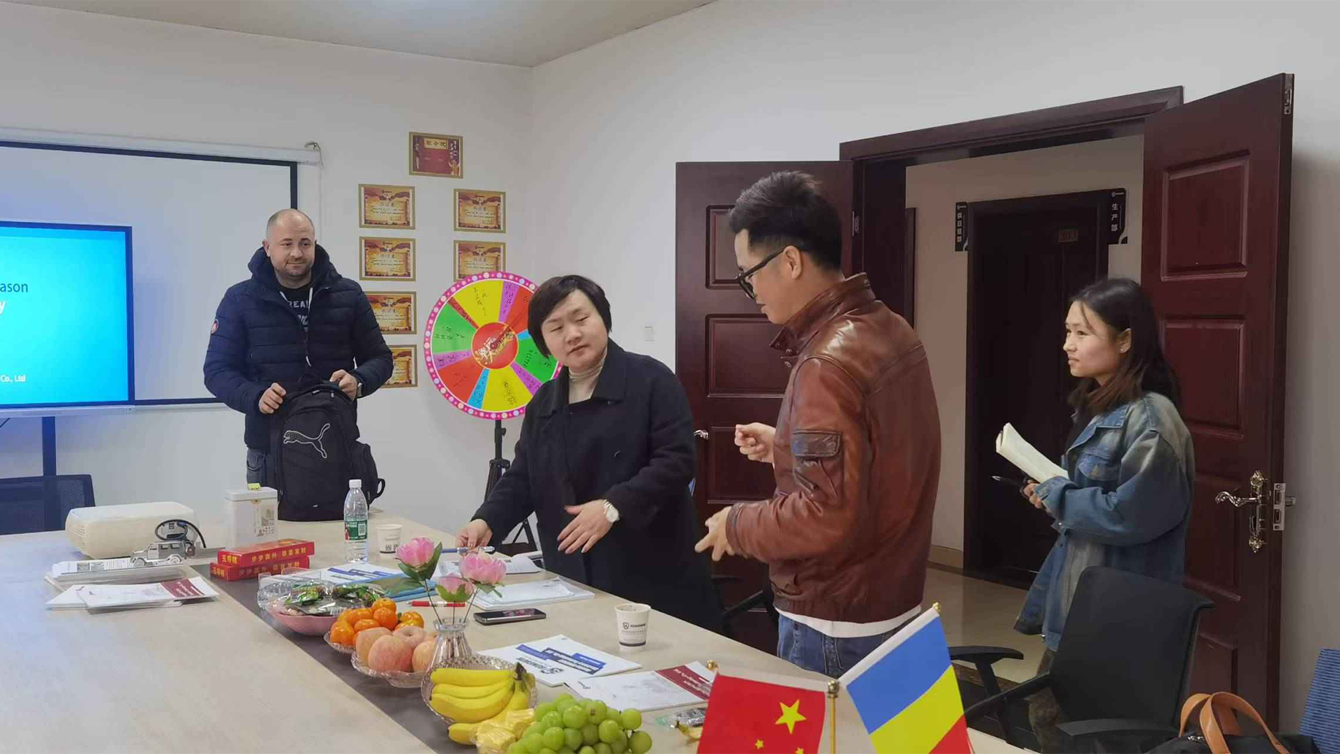 RONGWIN hoan nghênh các đối tác Romania: Thảo luận về các cơ hội hợp tác vào ngày 18 tháng 11.
